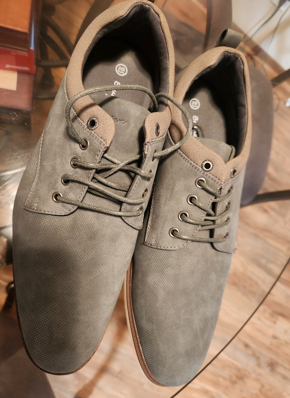 Men's Lace-Up Derbys in Gray